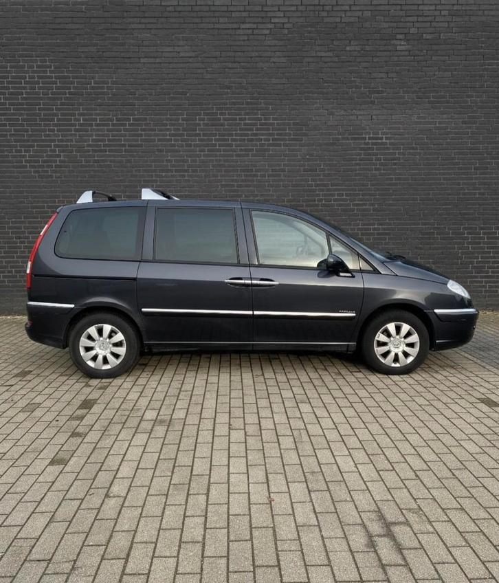 CITRON C 8. EMPLACEMENT DU DIESEL 2.0 .7, Autos, Citroën, Entreprise, Achat, C8, Attache-remorque, Diesel, Euro 4, Boîte manuelle