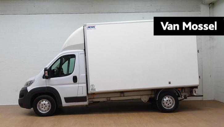Fiat Ducato 2.3D +Laadkast, Auto's, Bestelwagens en Lichte vracht, Bedrijf, Te koop, Achteruitrijcamera, Bluetooth, Cruise Control