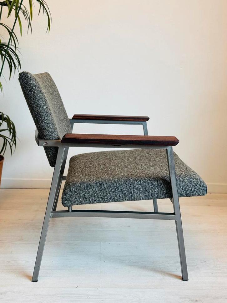 Fauteuil vintage A3 Van der Stroom Brothers, AVANTI 1960, Maison & Meubles, Fauteuils, Comme neuf, 50 à 75 cm, Moins de 75 cm