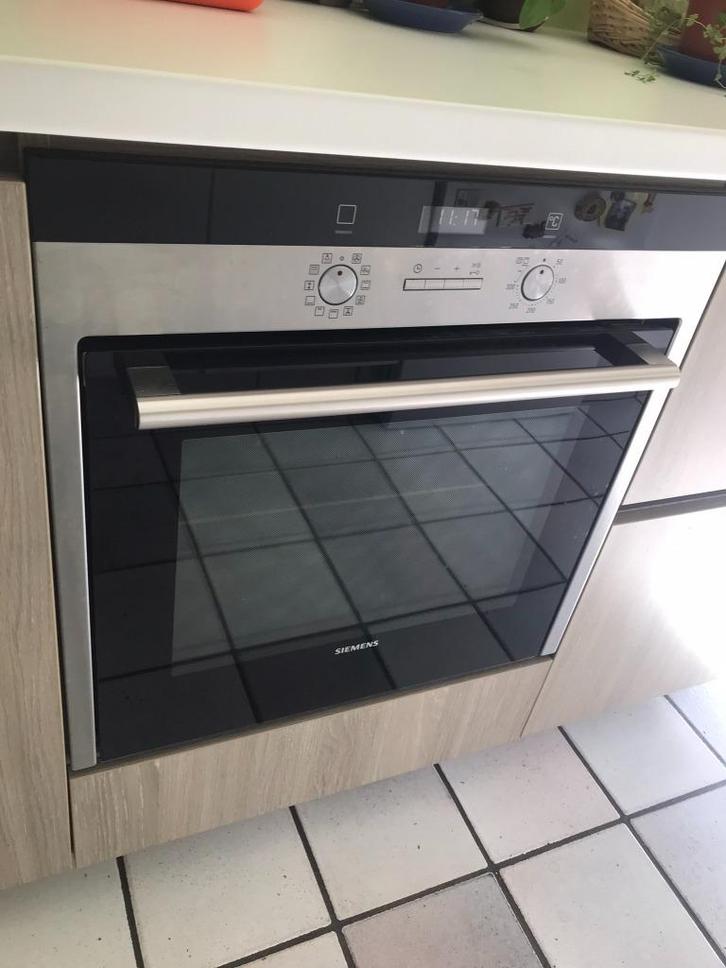 Oven Siemens met pyrolyse, Elektronische apparatuur, Ovens, Gebruikt, Inbouw, Oven, 45 tot 60 cm, 45 tot 60 cm, Hete lucht, Ophalen
