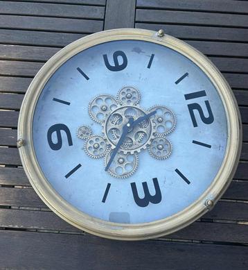Horloge avec mecanisme - impeccable beschikbaar voor biedingen