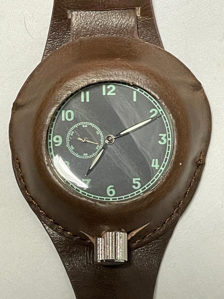 ATLAS - Uurwerk NSFK-Gruppe 8 'Mitte' WW2 Duitsland, Verzamelen, Militaria | Tweede Wereldoorlog, Luchtmacht, Ophalen of Verzenden