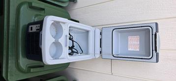 kleine koelbox auto beschikbaar voor biedingen