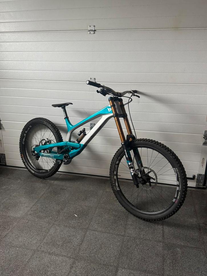 Tube YT, Vélos & Vélomoteurs, Vélos | BMX & Freestyle, Utilisé, Enlèvement