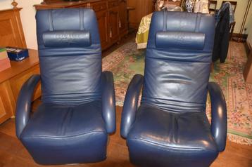 Relax zetels Jori Yoga in blauw leder op ronde voet(2 stuks) beschikbaar voor biedingen