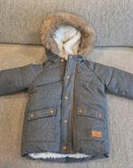 Lot de 10 manteaux et vestes en très bon état