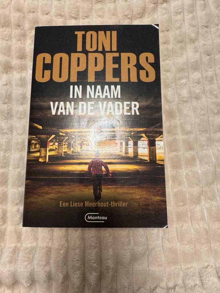 Toni Coppers - In naam van de vader, Boeken, Thrillers, Verzenden