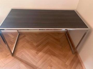 Halfhoge tafels Chromé, Enlèvement