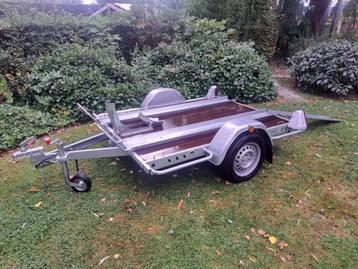 Motor trailer te koop beschikbaar voor biedingen