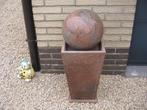 granieten tuinvaas met volle granieten bol, Ophalen, Zo goed als nieuw