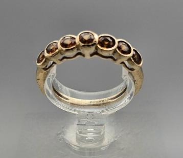 Gouden Vintage ring met edelsteen gele saffier. 2024/272.