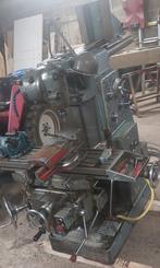 Freesbank. freesmachiene, Bricolage & Construction, Tours, Enlèvement, Fraiseuse