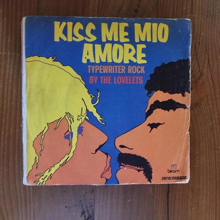 7" The Lovelets - Kiss me mio amore, Cd's en Dvd's, Vinyl Singles, Gebruikt, Single, Pop, 7 inch, Ophalen of Verzenden
