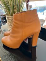 Laarsjes maat 37, Kleding | Dames, Overige kleuren, Lage of Enkellaarzen, Couture, Ophalen of Verzenden