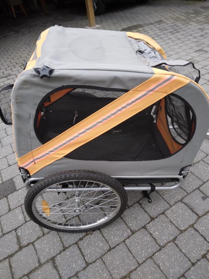 Hondenkar, Animaux & Accessoires, Boîtes de transport, Comme neuf, Enlèvement ou Envoi