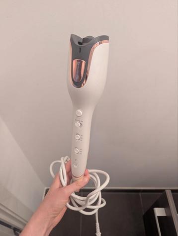 Philips Auto Curler 8000 met SenseIQ-technologie beschikbaar voor biedingen