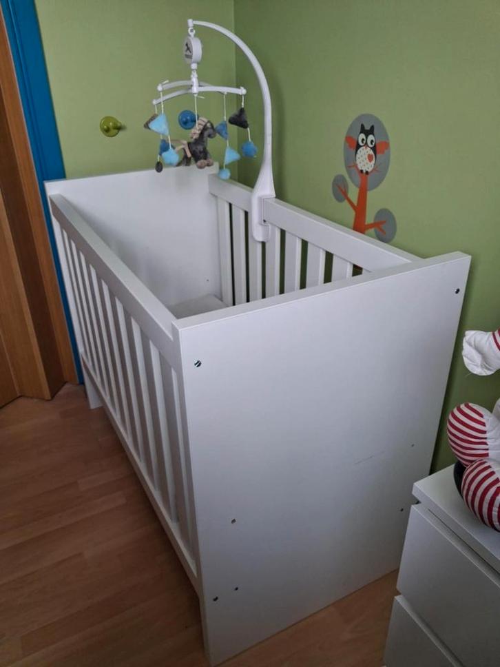 Kinderbedje, Kinderen en Baby's, Kinderkamer | Complete kinderkamers, Zo goed als nieuw, Ophalen