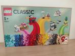 LEGO Classic 11021 90 jaar spelen, Ophalen of Verzenden, Nieuw, Complete set, Lego