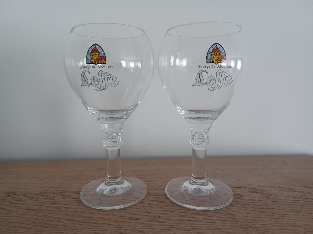2 LEFFE glazen., Enlèvement, Comme neuf, Leffe