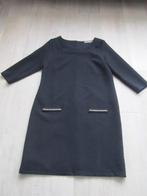 Comme ça zwarte jurk maat 44 motiefje in de stof, Kleding | Dames, Jurken, Zwart, Maat 42/44 (L), Gedragen, Onder de knie