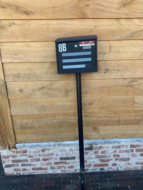 Brievenbus met paal, Tuin en Terras, Brievenbussen, Gebruikt, Staande brievenbus, Overige materialen, Ophalen