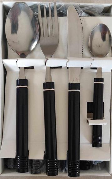 Nieuwe 24-delige bestekset. beschikbaar voor biedingen