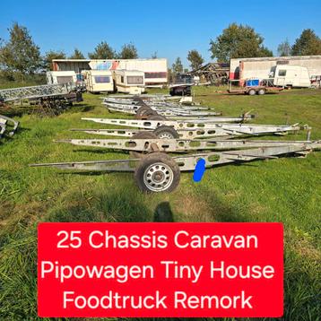 Caravane à 24 châssis, food truck, pipowagen, petite maison, disponible aux enchères