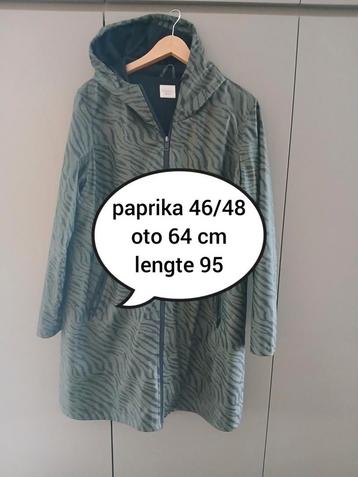 Regenjas paprika 46/48 beschikbaar voor biedingen