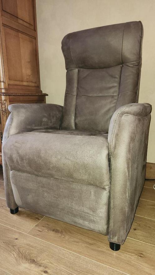 Elektrisch verstelbare relaxzetel, Huis en Inrichting, Fauteuils, Gebruikt, Kunststof, 50 tot 75 cm, 75 tot 100 cm, Ophalen