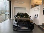 Volvo XC40 MHEV BLACK EDITION FULL OPTION (bj 2024), Auto's, Automaat, Gebruikt, 4 cilinders, 1969 cc