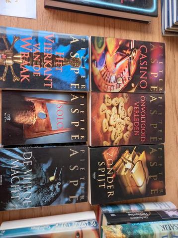 Thrillers en misdaadromans beschikbaar voor biedingen