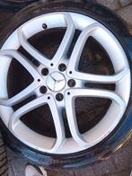 Jantes Mercedes avec pneus 18 pouces d'origine, Autos : Pièces & Accessoires, 245 mm, Véhicule de tourisme, Enlèvement, Utilisé
