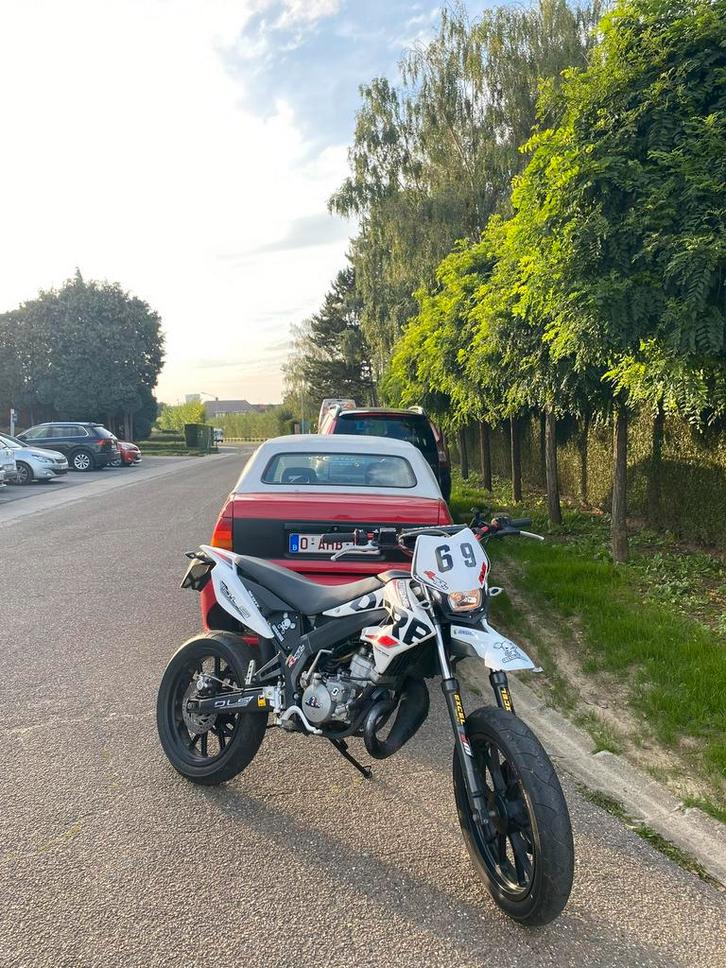 Derbi xtreme b klasse (limited editie), Fietsen en Brommers, Brommers | Derbi, Zo goed als nieuw, Ophalen