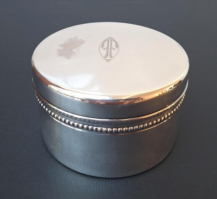 Verzilverde bonbonnière/koekjestrommel art deco Wiskemann, Antiek en Kunst, Antiek | Zilver en Goud, Ophalen of Verzenden