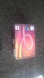 De Philips Hue Gradient Lightstrip 2 Meter nieuw ongeopend, Huis en Inrichting, Ophalen of Verzenden, Zo goed als nieuw