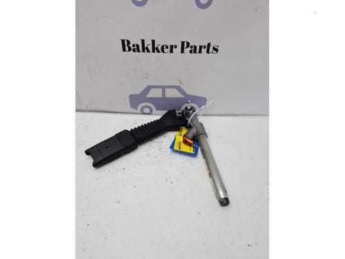 Gordelspanner links van een Nissan Qashqai, Auto-onderdelen, Interieur en Bekleding, Nissan, Gebruikt, 3 maanden garantie