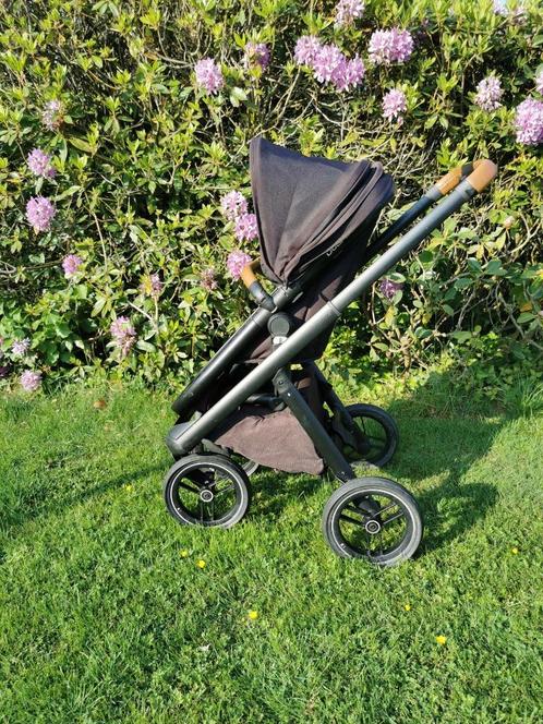 Dubatti kinderwagen, Kinderen en Baby's, Kinderwagens en Combinaties, Gebruikt, Kinderwagen, Overige merken, Luchtbanden, Met reiswieg