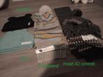 Sjaal mutsen kousen crocs, Kinderen en Baby's, Ophalen, Zo goed als nieuw, Muts