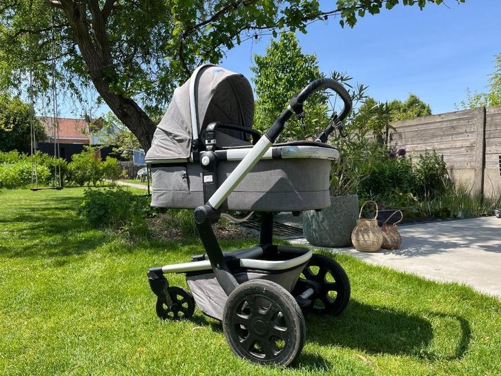 Jools Day 2 Graphite buggy / kinderwagen, Kinderen en Baby's, Buggy's, Gebruikt, Overige merken, Regenhoes, Verstelbare rugleuning