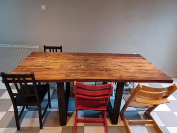 Table industrielle en bois massif