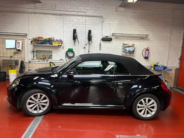 Collectors item! BEETLE Cabrio (Geen opkopers!), Auto's, Volkswagen, Particulier, ABS, Airbags, Airconditioning, Bluetooth, Centrale vergrendeling