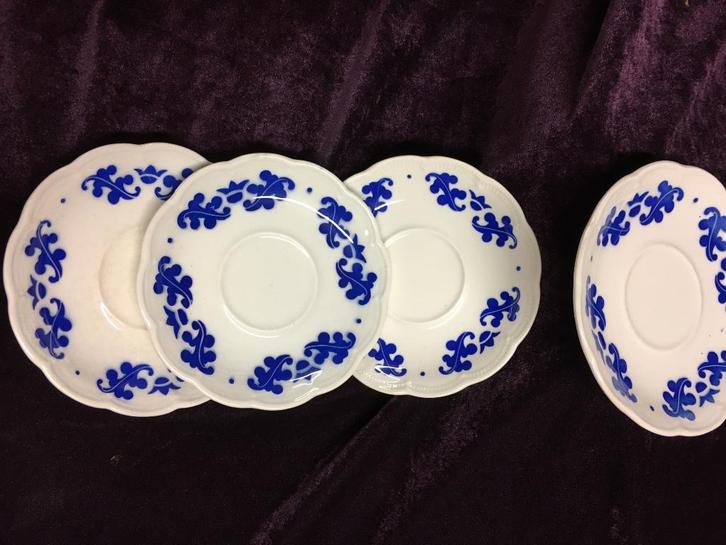 BOCH servies blauw eikenblad div stuks, Antiek en Kunst, Antiek | Servies los, Ophalen of Verzenden