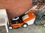 Grasmachine Stihl, Tuin en Terras, Stihl, Zo goed als nieuw, Benzine-grasmaaier, Opvangbak