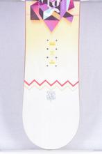 151 cm dames snowboard SALOMON LOTUS, Directional twin, Sport en Fitness, Snowboarden, Verzenden, Gebruikt, Board