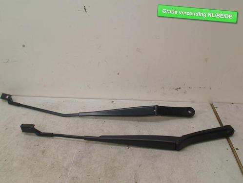 RUITENWISSERARM LINKS VOOR golf 6 Volkswagen Golf VI (5K1), Auto-onderdelen, Ruiten en Toebehoren, Volkswagen, Gebruikt