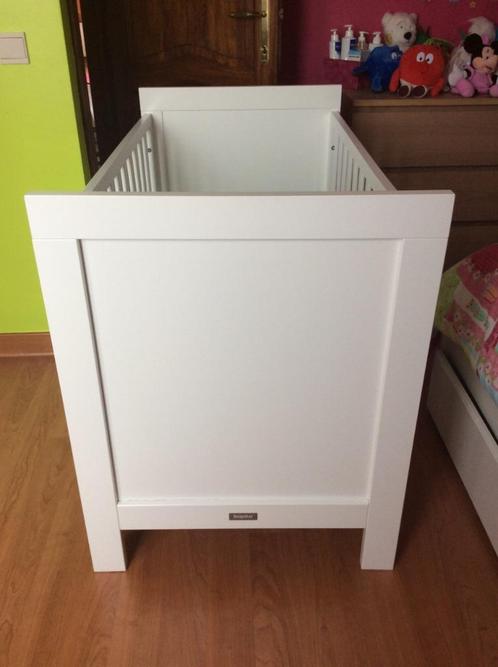 Bed + matras + accessoires, Kinderen en Baby's, Kinderkamer | Bedden, Zo goed als nieuw, Lattenbodem, Matras, Ophalen