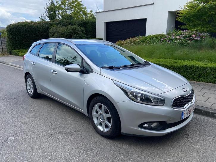 Kia Ceed SW 1.6CRDi Edition ISG EcoDynamics, Auto's, Kia, Particulier, Te koop, (Pro) Cee d, ABS, Adaptieve lichten, Airbags, Airconditioning