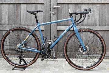 Gravelbike Finna Explorer L nieuw op factuur met garantie beschikbaar voor biedingen