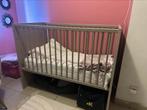 Babybed taupe grijs, Kinderen en Baby's, Ophalen of Verzenden