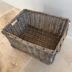Grote rechthoekige mand, Huis en Inrichting, Woonaccessoires | Schalen en Manden, Ophalen, Gebruikt, Mand, Riet